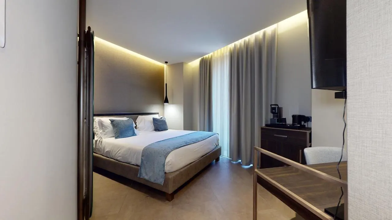 GALLERIA ALTIDO The Smart Boutique APARTHOTEL Milan
