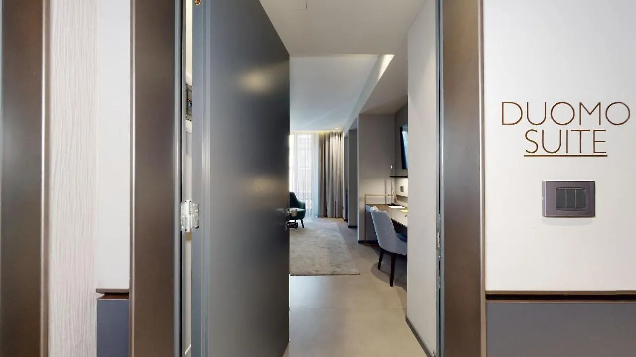 GALLERIA ALTIDO The Smart Boutique APARTHOTEL Milan