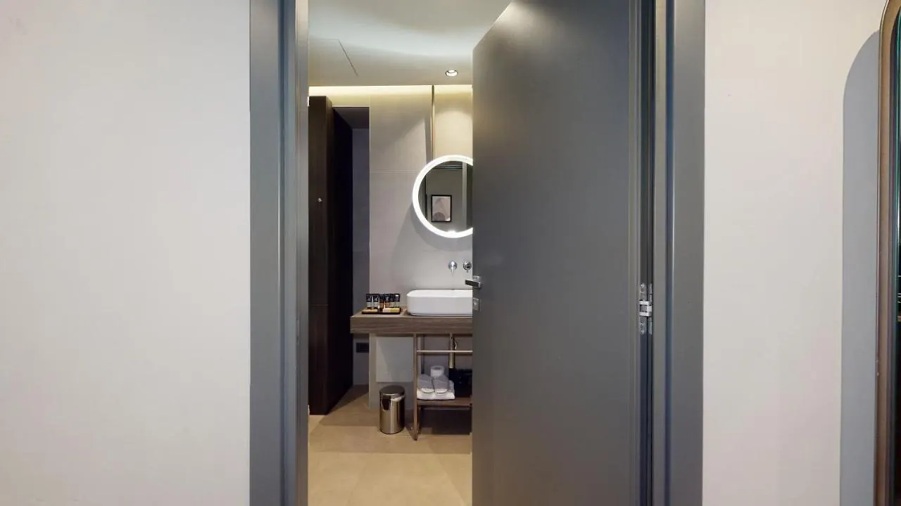 GALLERIA ALTIDO The Smart Boutique APARTHOTEL Milan 4*,