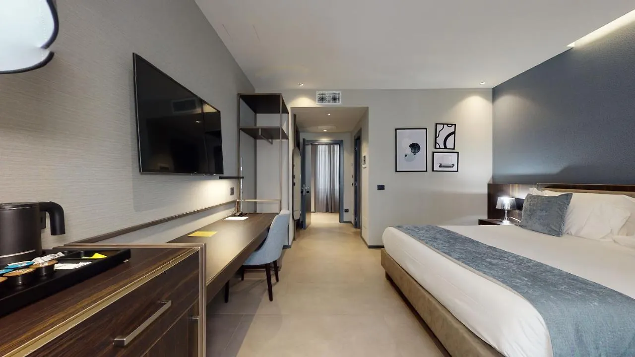 GALLERIA ALTIDO The Smart Boutique APARTHOTEL Milan Italie