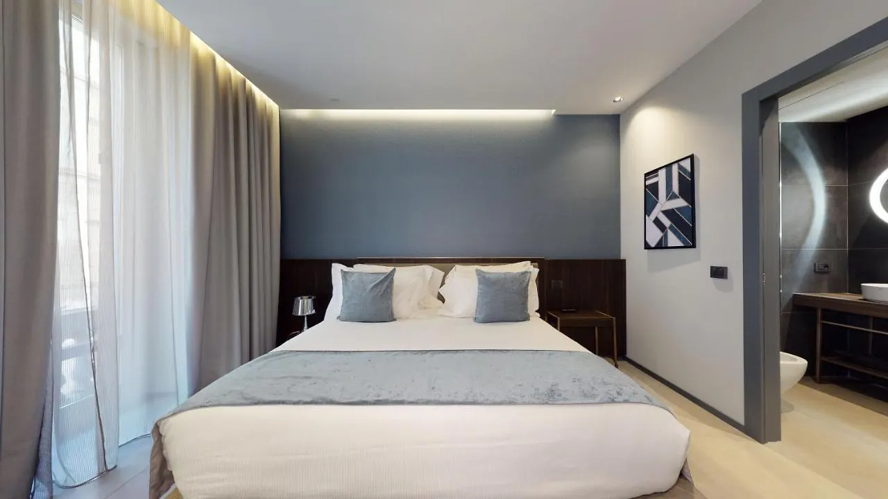 GALLERIA ALTIDO The Smart Boutique APARTHOTEL Milan